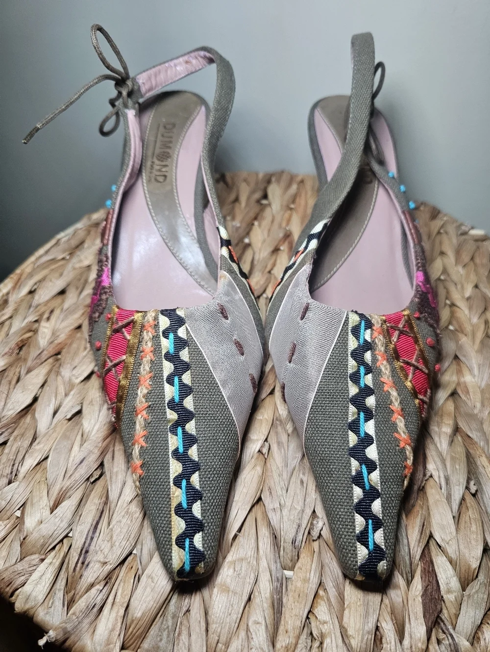 Dumond Patchwork Slingback Heels Size 8 Boho Y2K Embroidered Pointed Toe